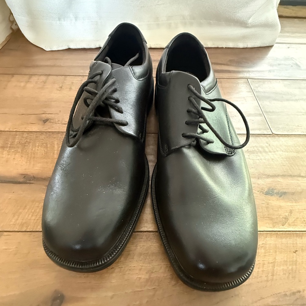 Classic Black Men's Dress Shoes